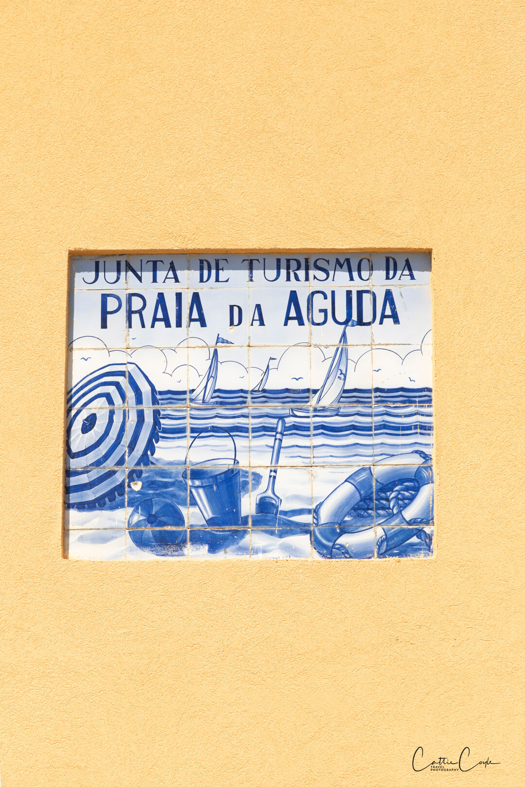 Junta de Turismo, Praia da Aguda, Portugal by Cattie Coyle Photography. © 2024, all rights reserved.