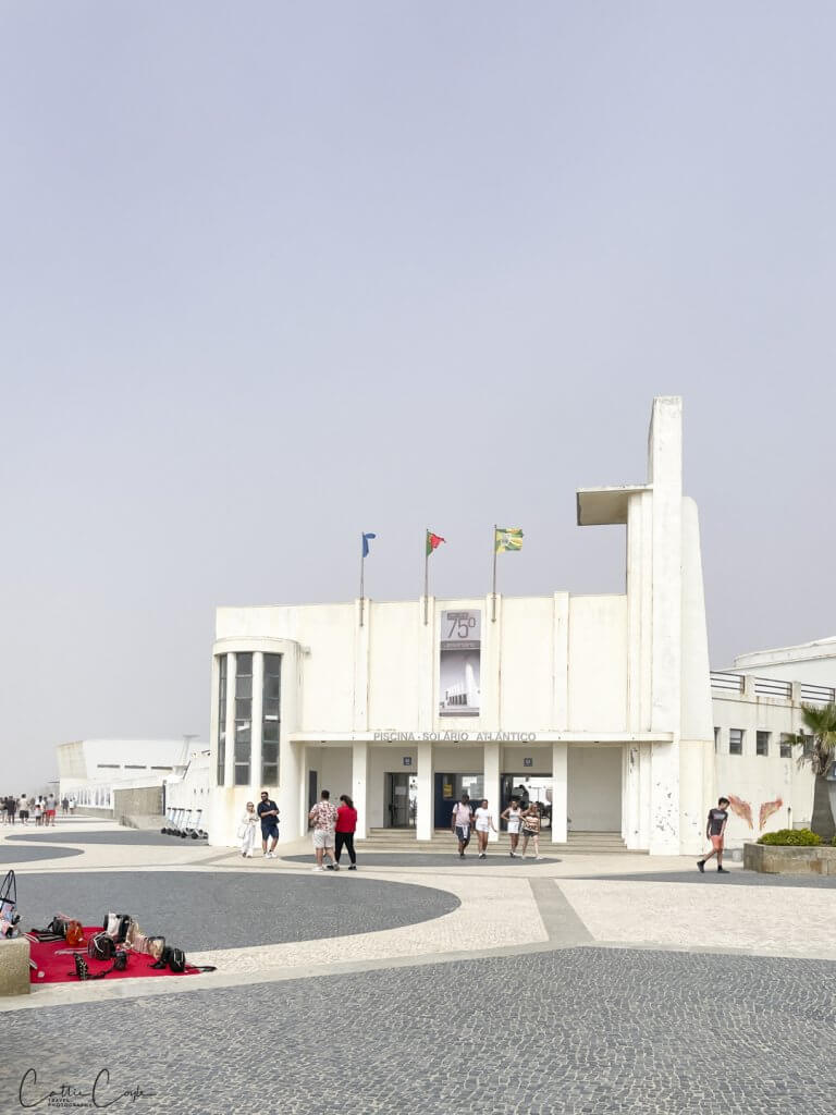Piscina Solário Atlântico, Espinho, Portugal by Cattie Coyle Photography. © 2024, all rights reserved.